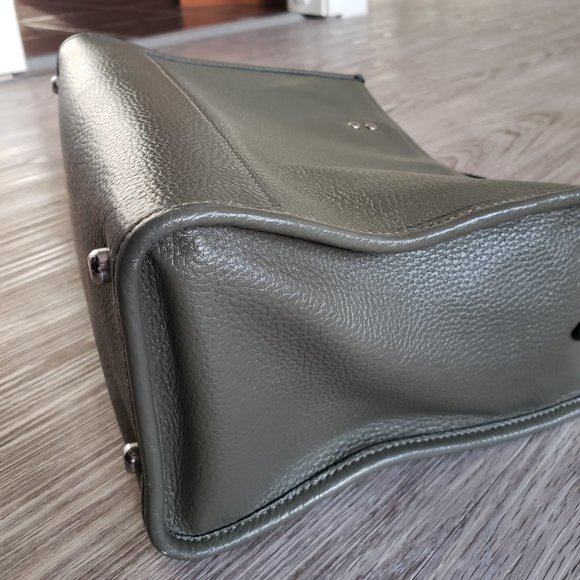 Coach Dempsey Carryall With Patch - Picture 7 of 14